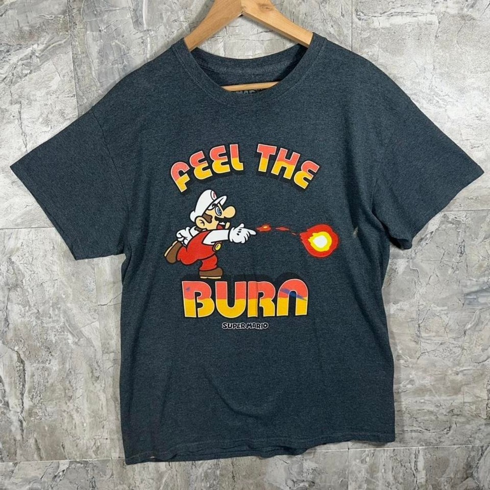 Super Mario Feel the Burn T Shirt Gray Adult Size Medium Fire